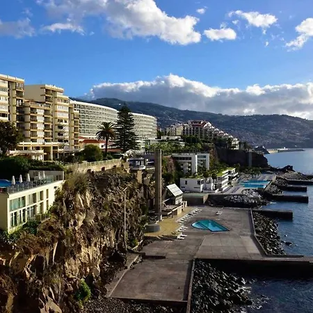 Pestana Lido Madeira Ocean Фуншал
